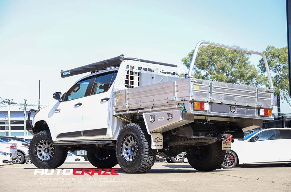 TOYOTA HILUX N80 4WD VECTOR MATTE GUN METAL